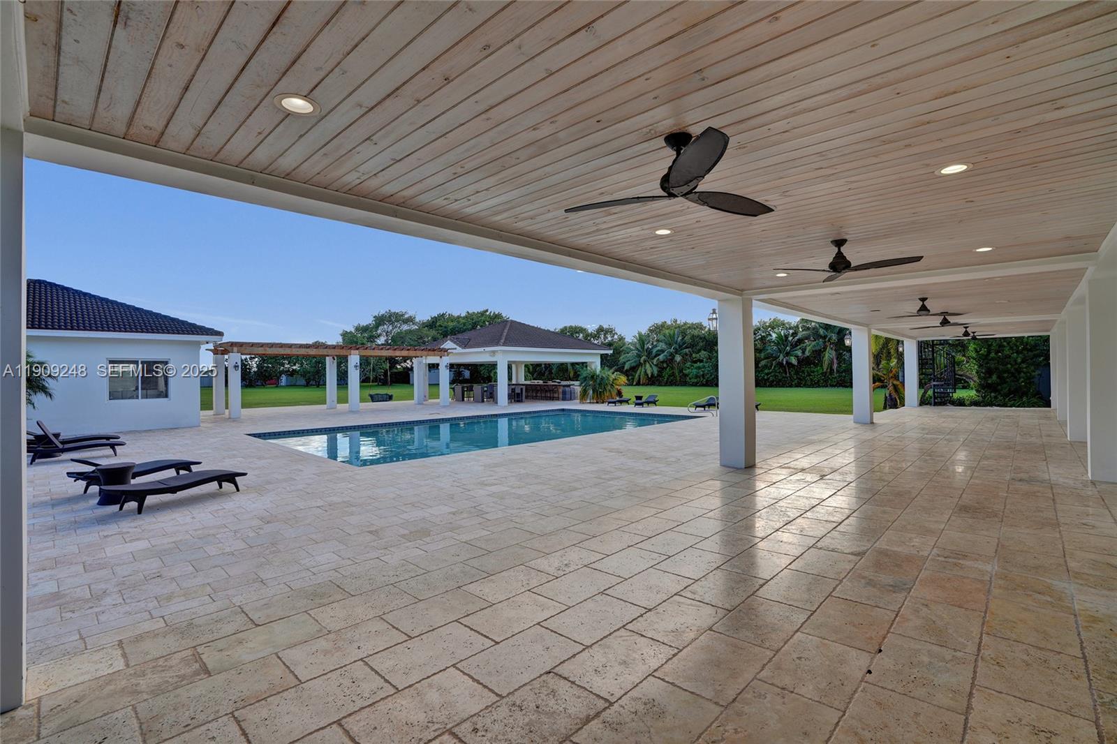 18300 SW 158th St, Miami FL 33187