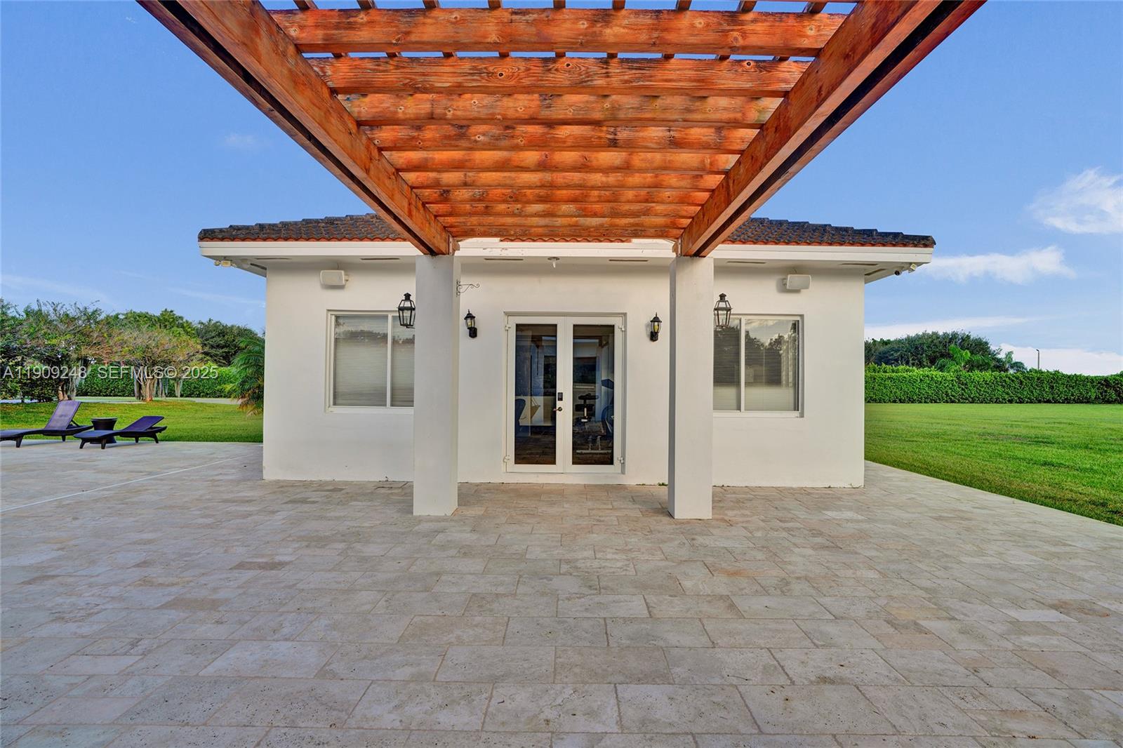 18300 SW 158th St, Miami FL 33187