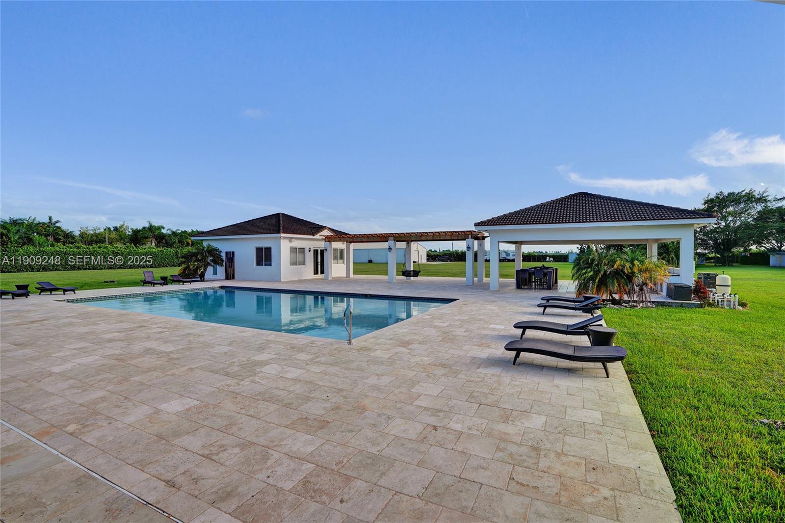 18300 SW 158th St, Miami FL 33187