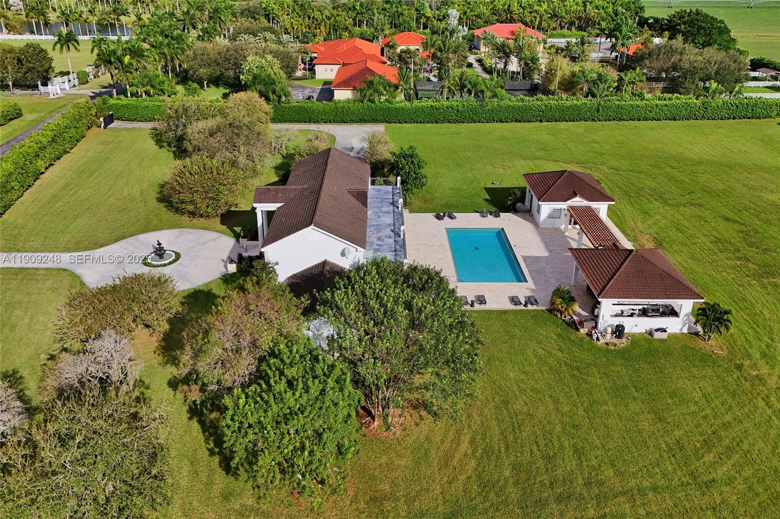 18300 SW 158th St, Miami FL 33187
