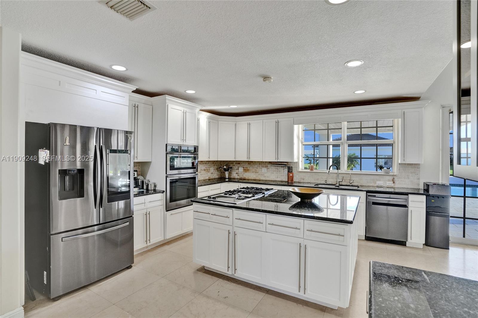 18300 SW 158th St, Miami FL 33187