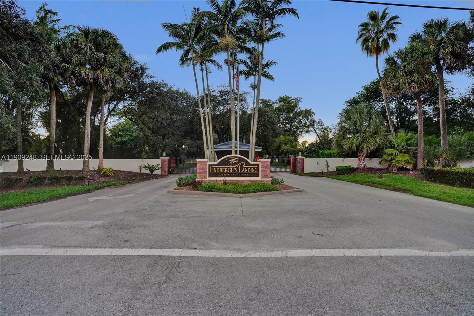 18300 SW 158th St, Miami FL 33187