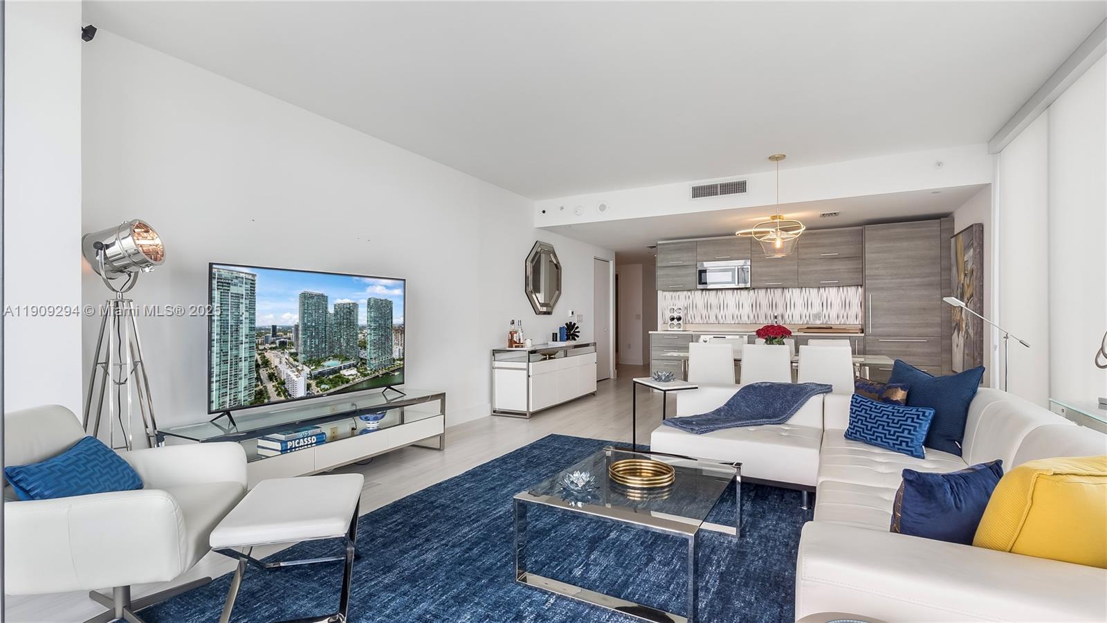 650 NE 32nd St #3807, Miami FL 33137
