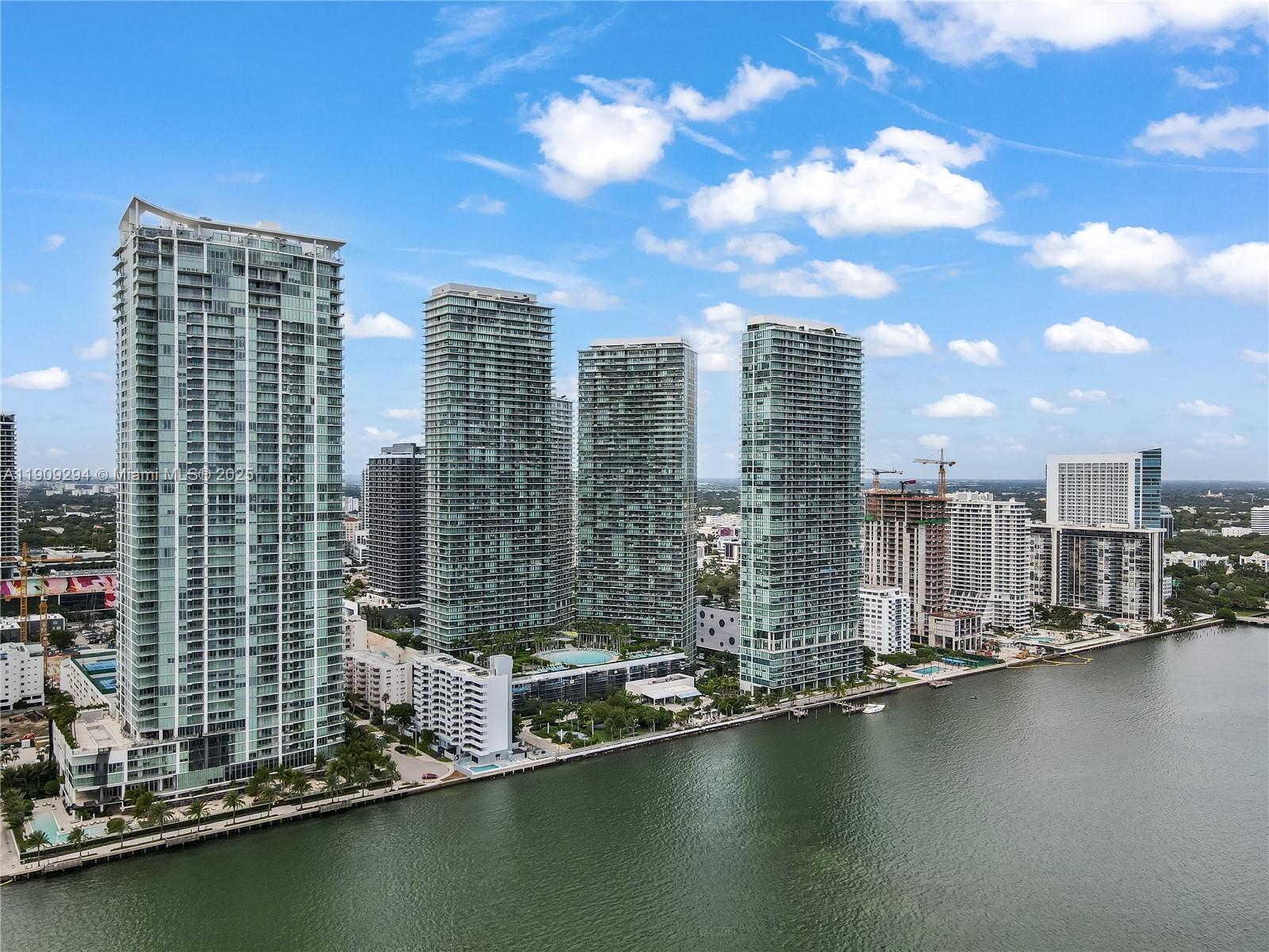 650 NE 32nd St #3807, Miami FL 33137