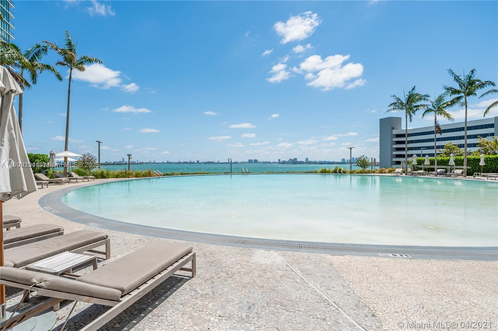 650 NE 32nd St #3807, Miami FL 33137
