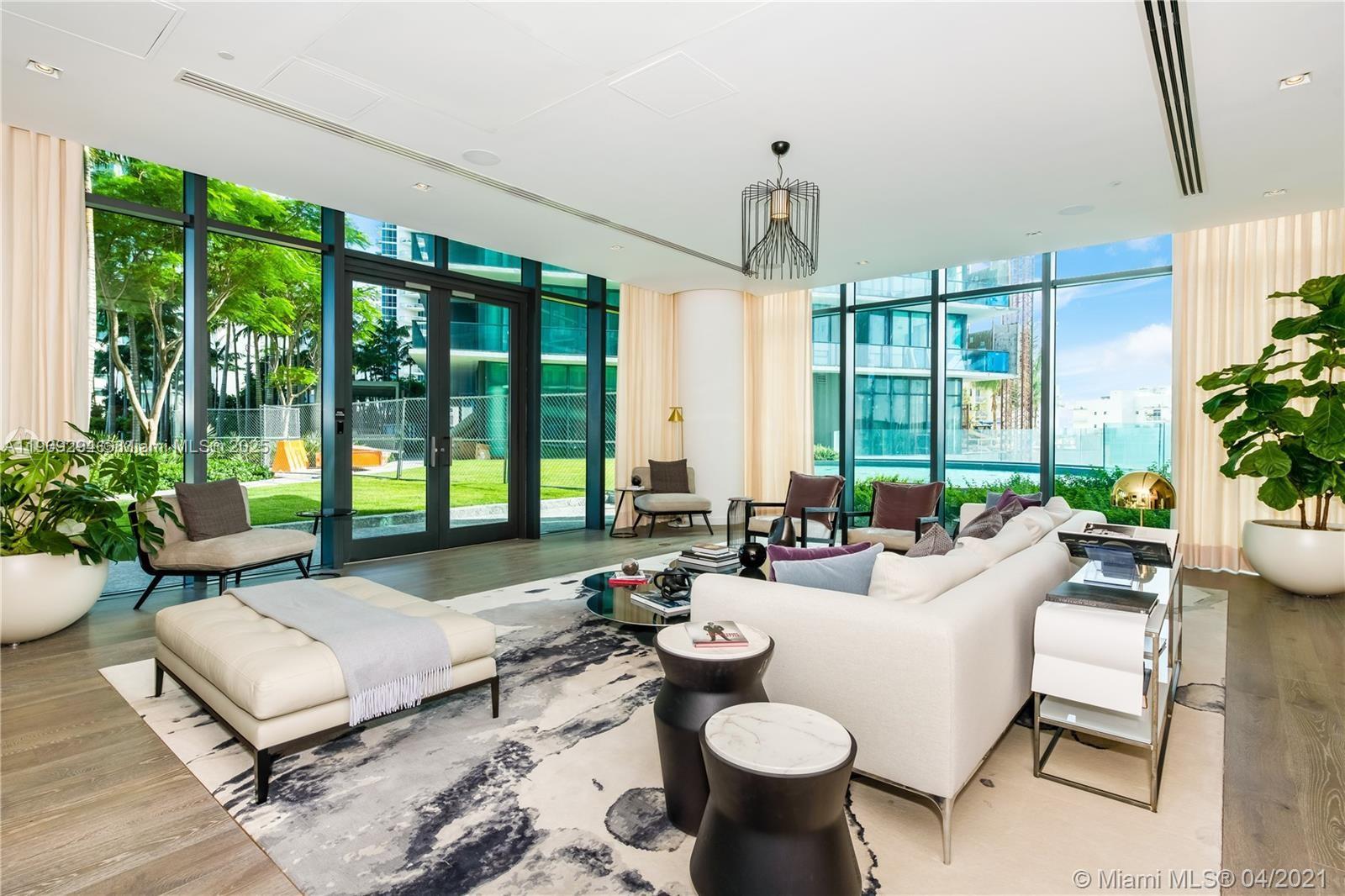 650 NE 32nd St #3807, Miami FL 33137