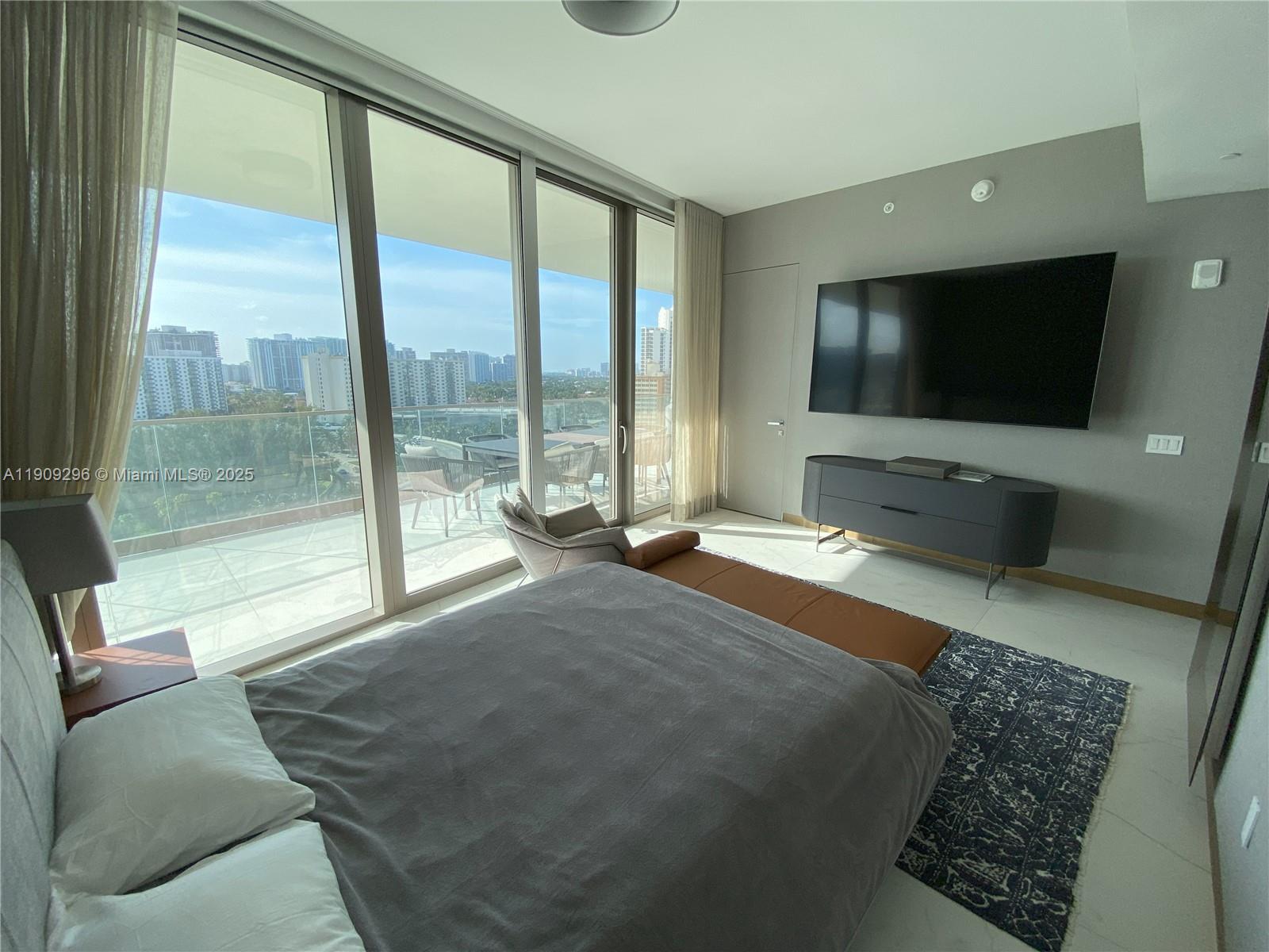 18975 Collins Ave #1005, Sunny Isles Beach FL 33160