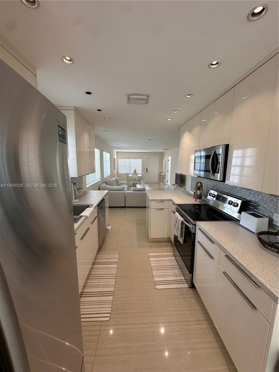 9464 Abbott Ave, Surfside FL 33154