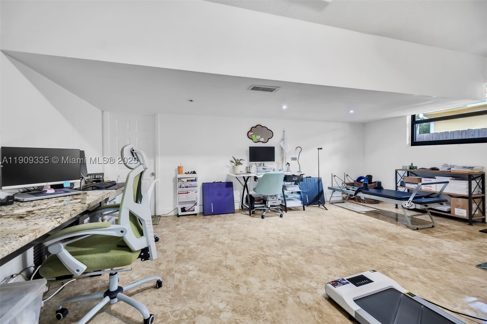 15462 SW 115th St, Miami FL 33196