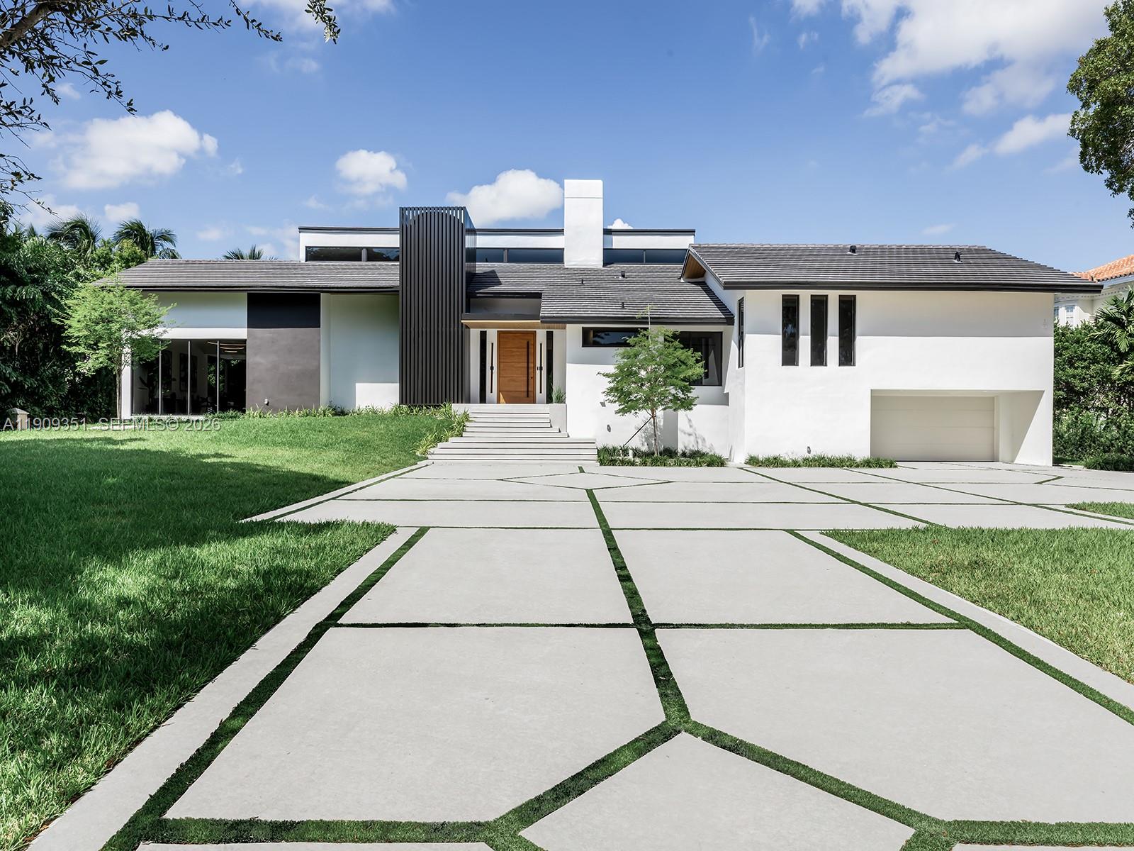 7910 Los Pinos Cir, Coral Gables FL 33143