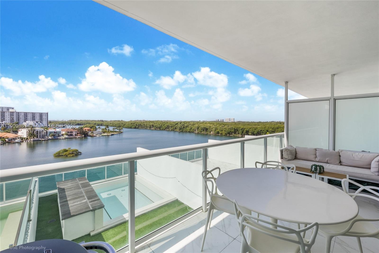 400 Sunny Isles Blvd #704, Sunny Isles Beach FL 33160