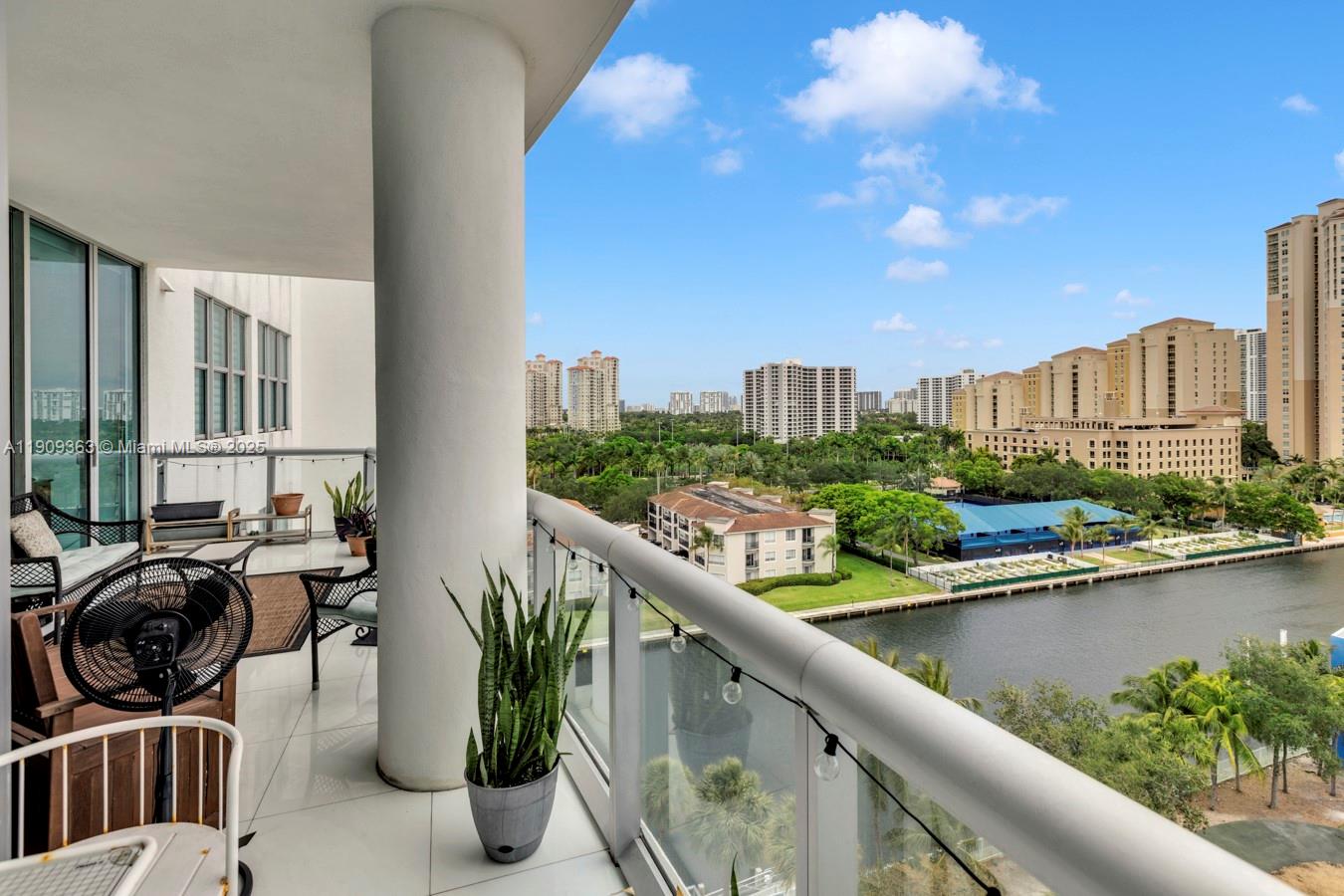 3131 NE 188th St #2-1004, Aventura FL 33180