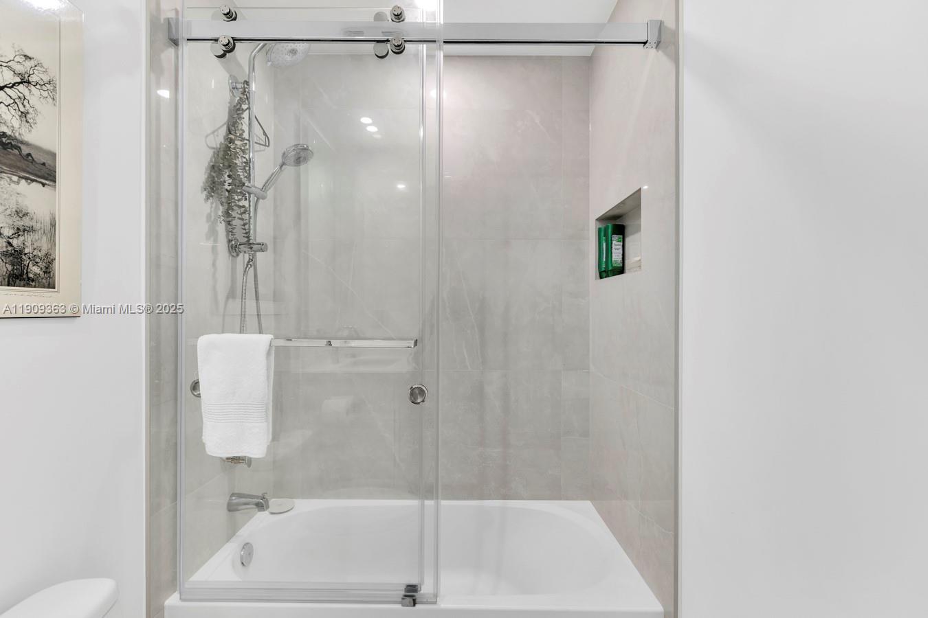 3131 NE 188th St #2-1004, Aventura FL 33180