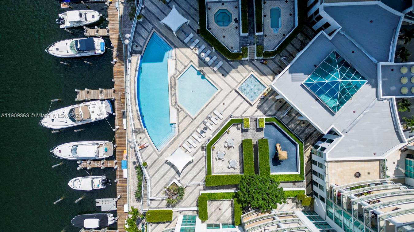 3131 NE 188th St #2-1004, Aventura FL 33180