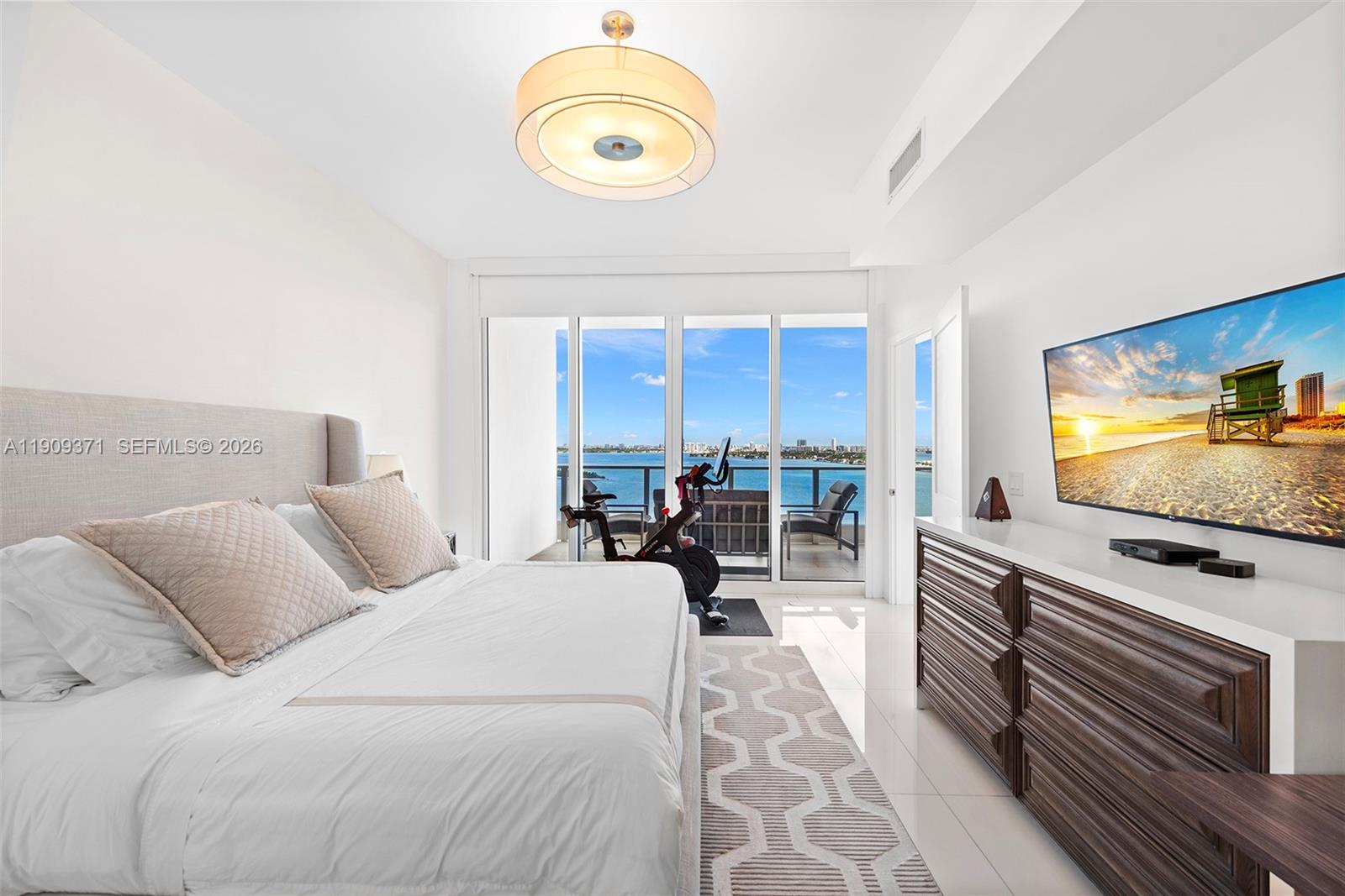 2020 N BAYSHORE DR #2110, Miami FL 33137