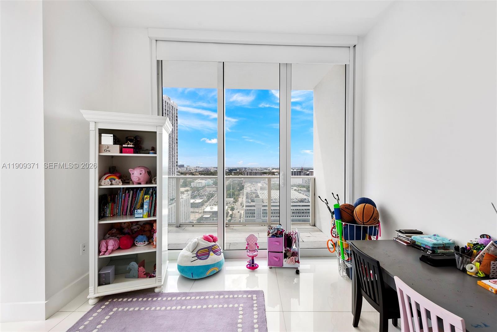 2020 N BAYSHORE DR #2110, Miami FL 33137