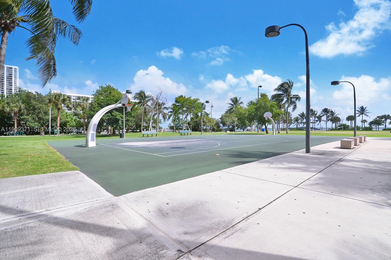 2020 N BAYSHORE DR #2110, Miami FL 33137