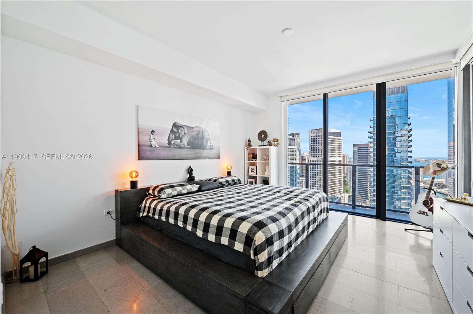 88 SW 7th St #3101, Miami FL 33130
