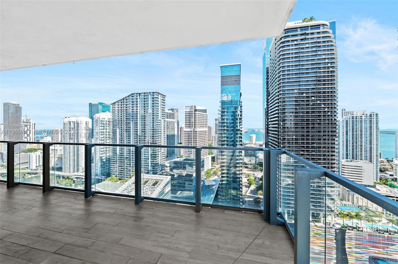 88 SW 7th St #3101, Miami FL 33130