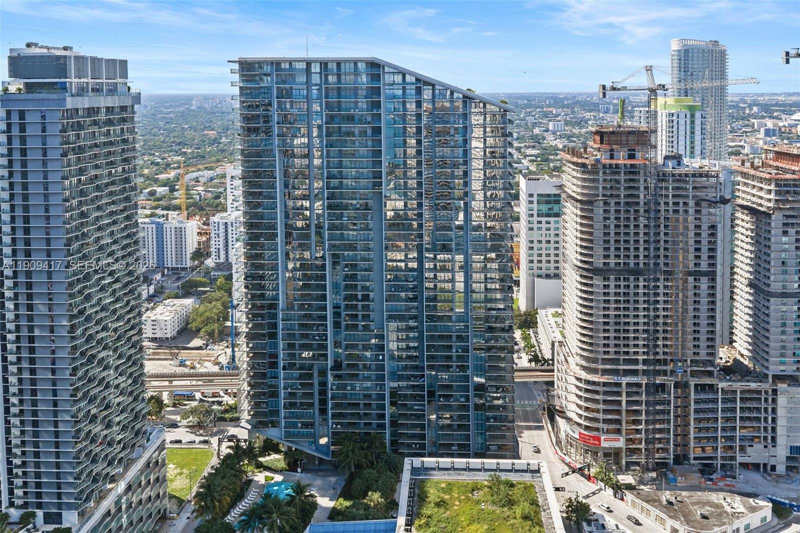 88 SW 7th St #3101, Miami FL 33130