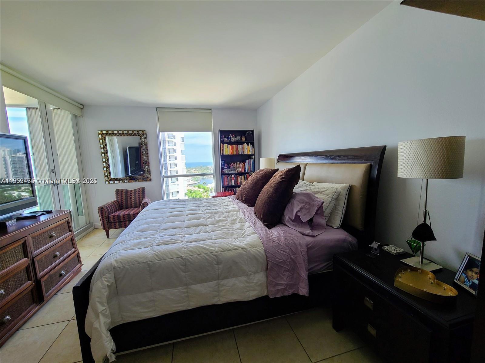 21055 Yacht Club Dr #1602, Aventura FL 33180