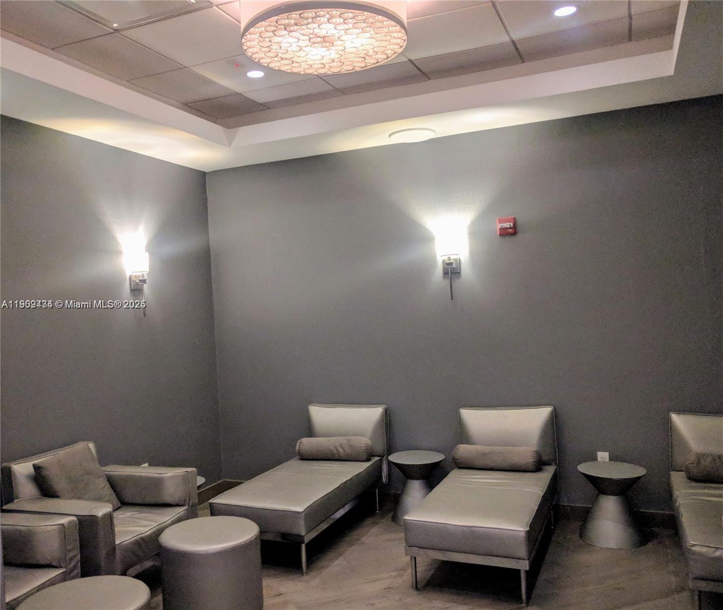 21055 Yacht Club Dr #1602, Aventura FL 33180