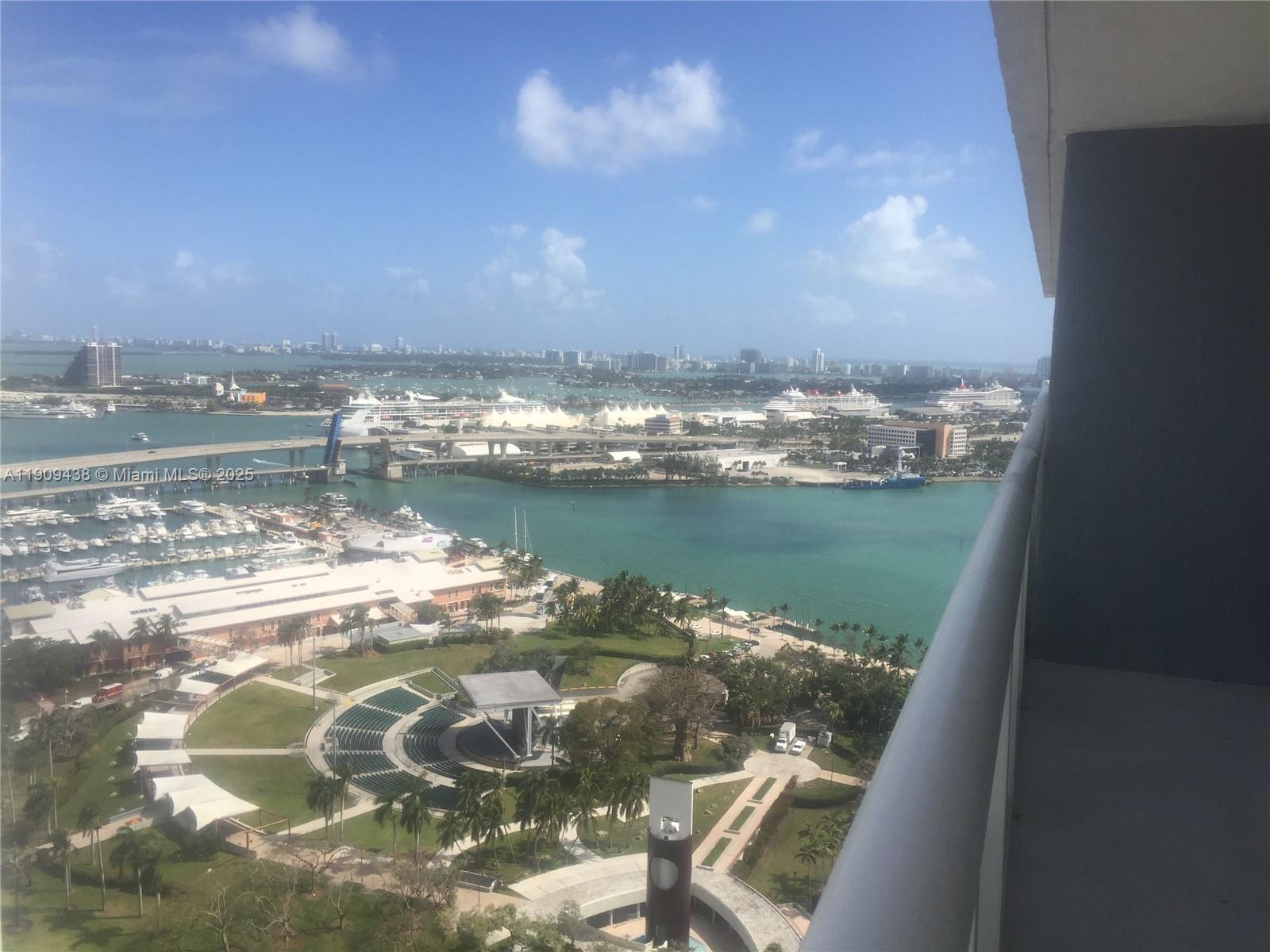 50 Biscayne Blvd #3101, Miami FL 33132