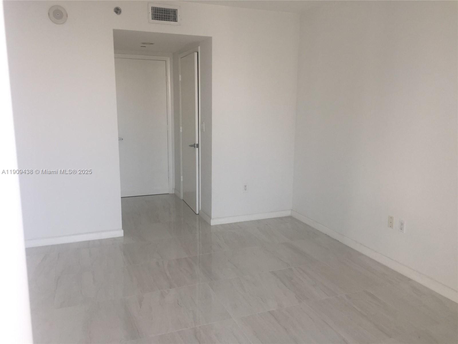50 Biscayne Blvd #3101, Miami FL 33132