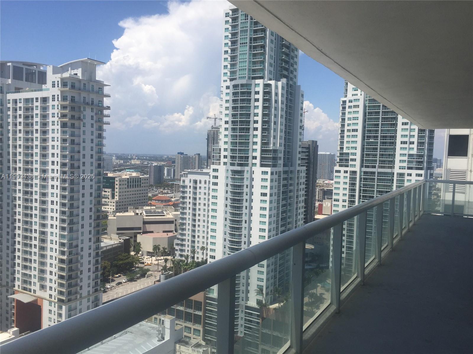 50 Biscayne Blvd #3101, Miami FL 33132
