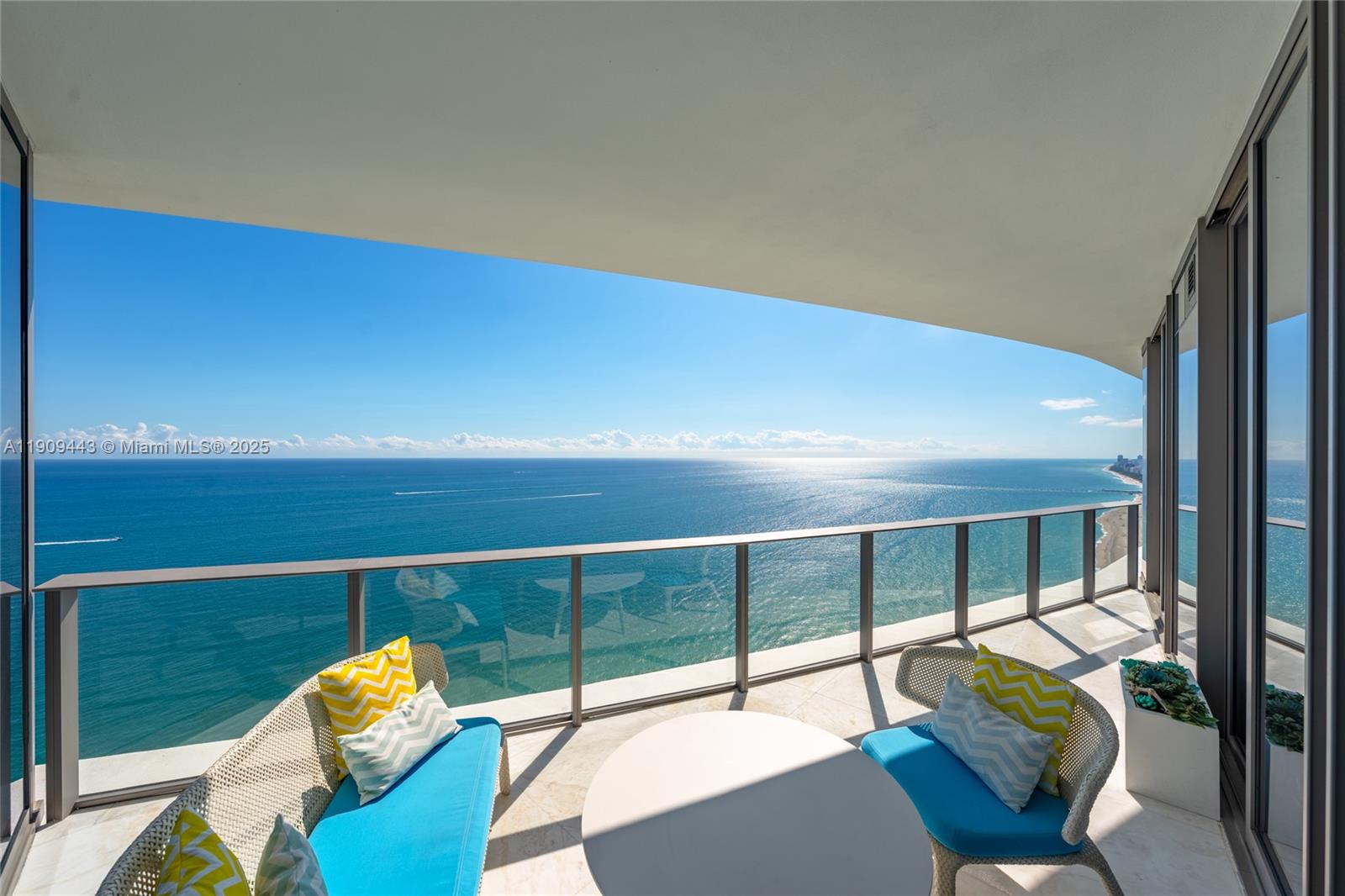 15701 Collins Ave #4303, Sunny Isles Beach FL 33160