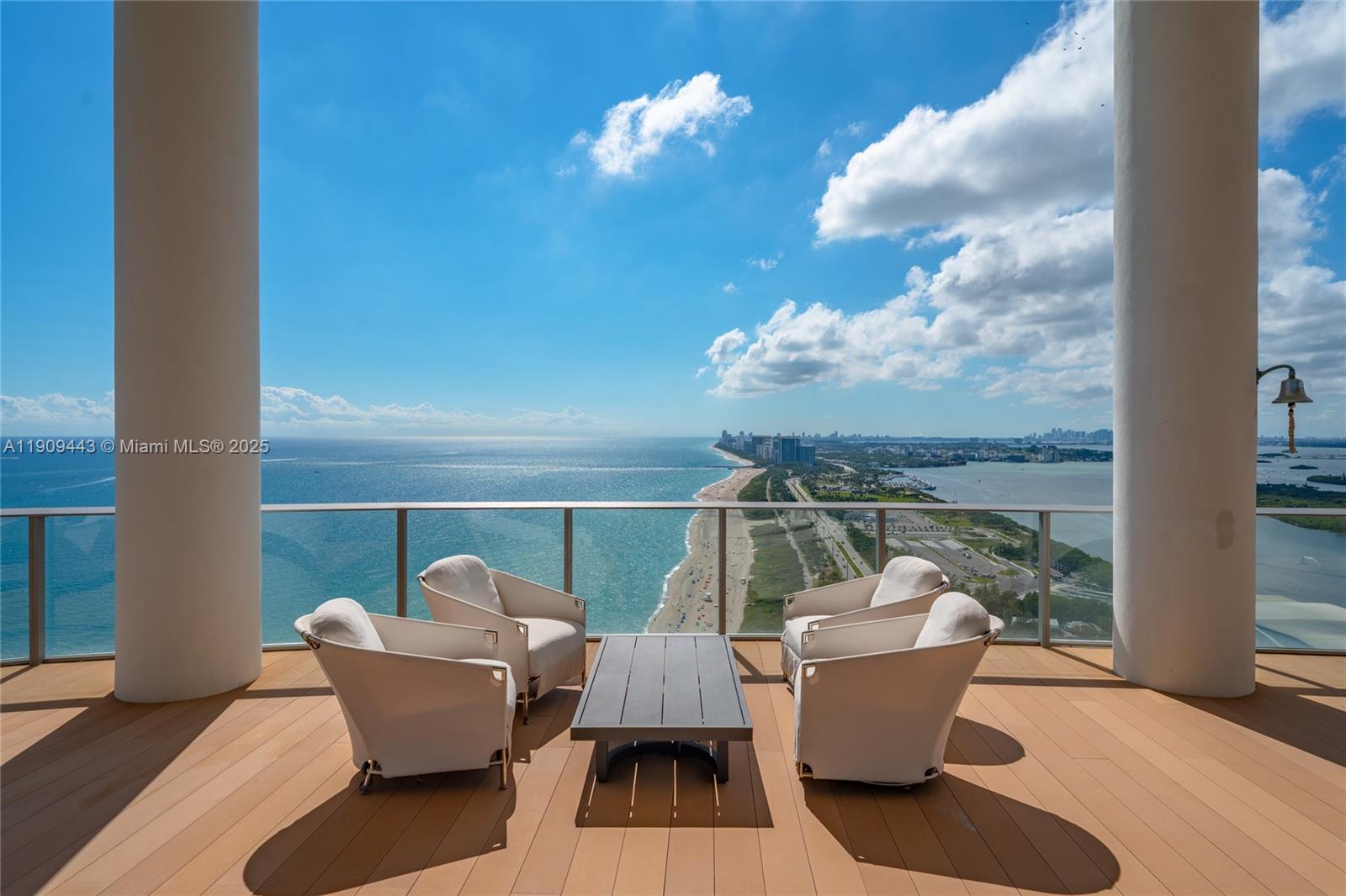 15701 Collins Ave #4303, Sunny Isles Beach FL 33160