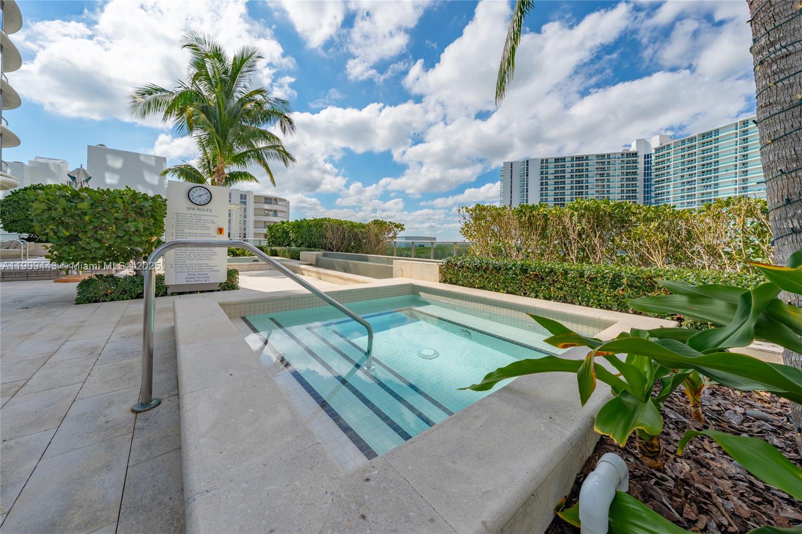 15701 Collins Ave #4303, Sunny Isles Beach FL 33160