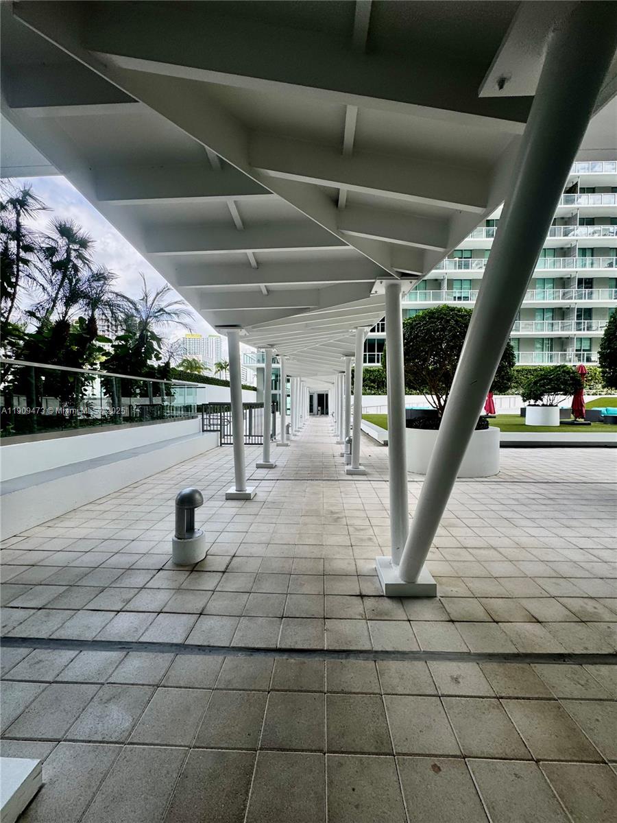 79 SW 12 #2811, Miami FL 33130
