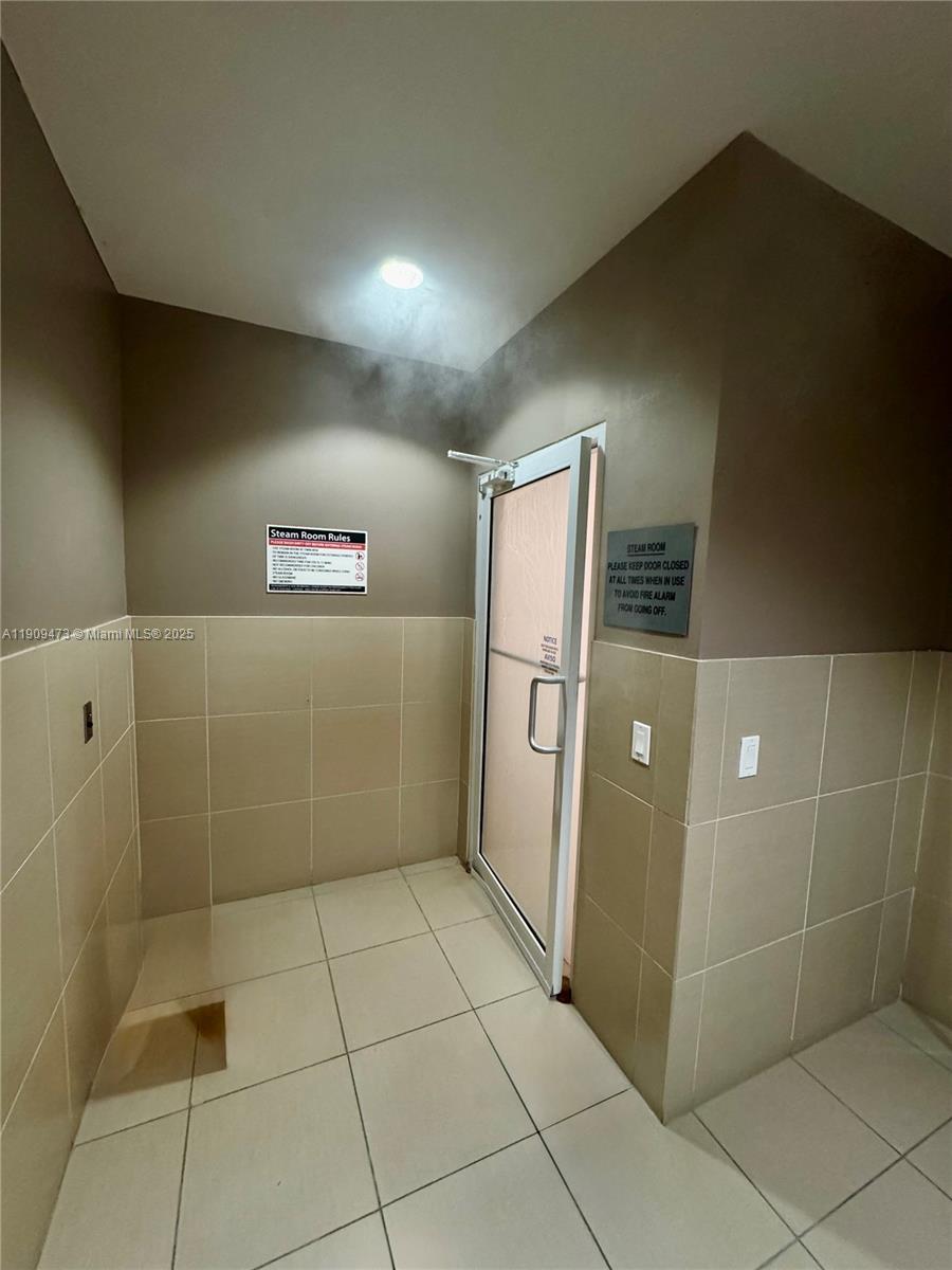 79 SW 12 #2811, Miami FL 33130