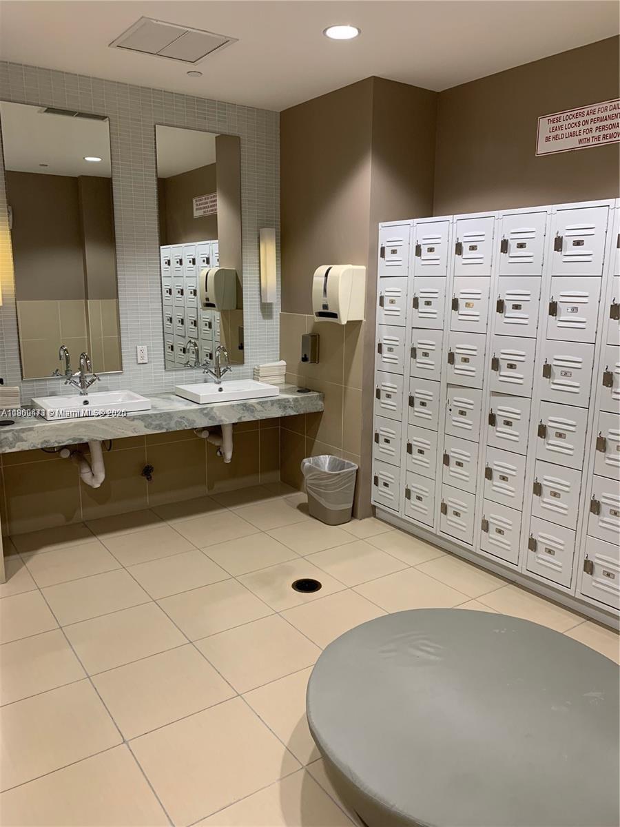 79 SW 12 #2811, Miami FL 33130