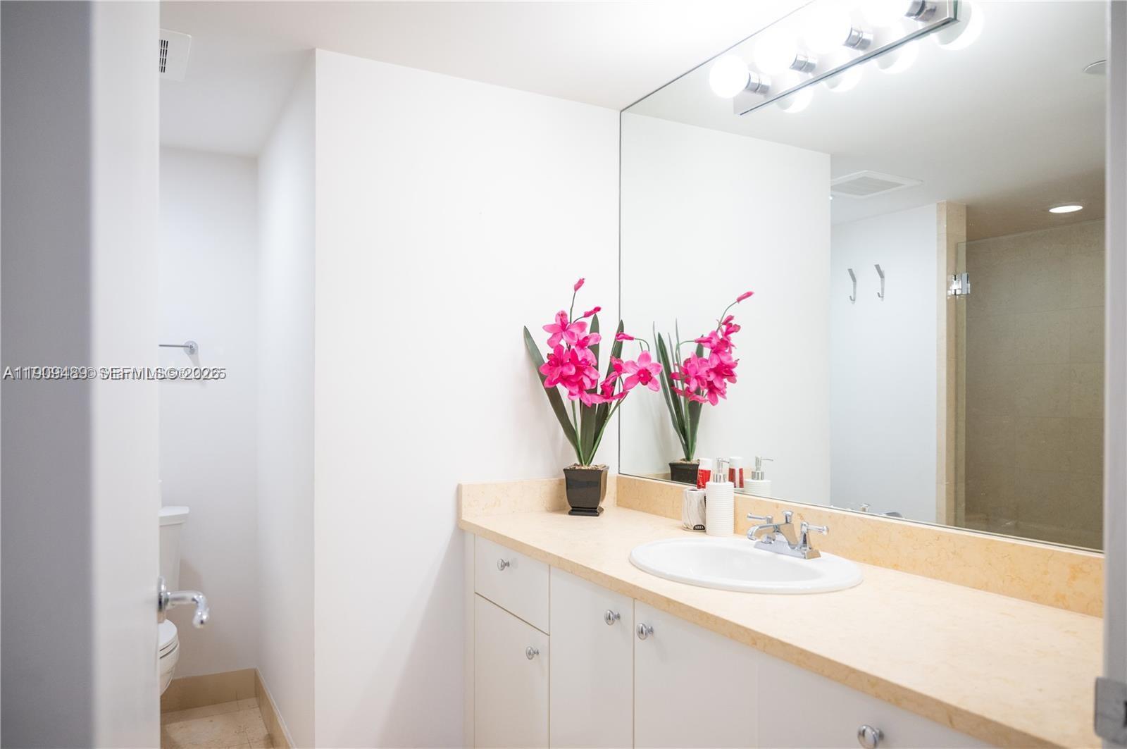 19900 E Country Club Dr #318, Aventura FL 33180