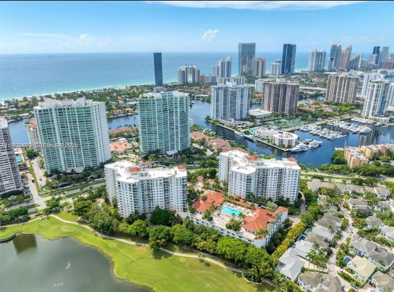 19900 E Country Club Dr #318, Aventura FL 33180