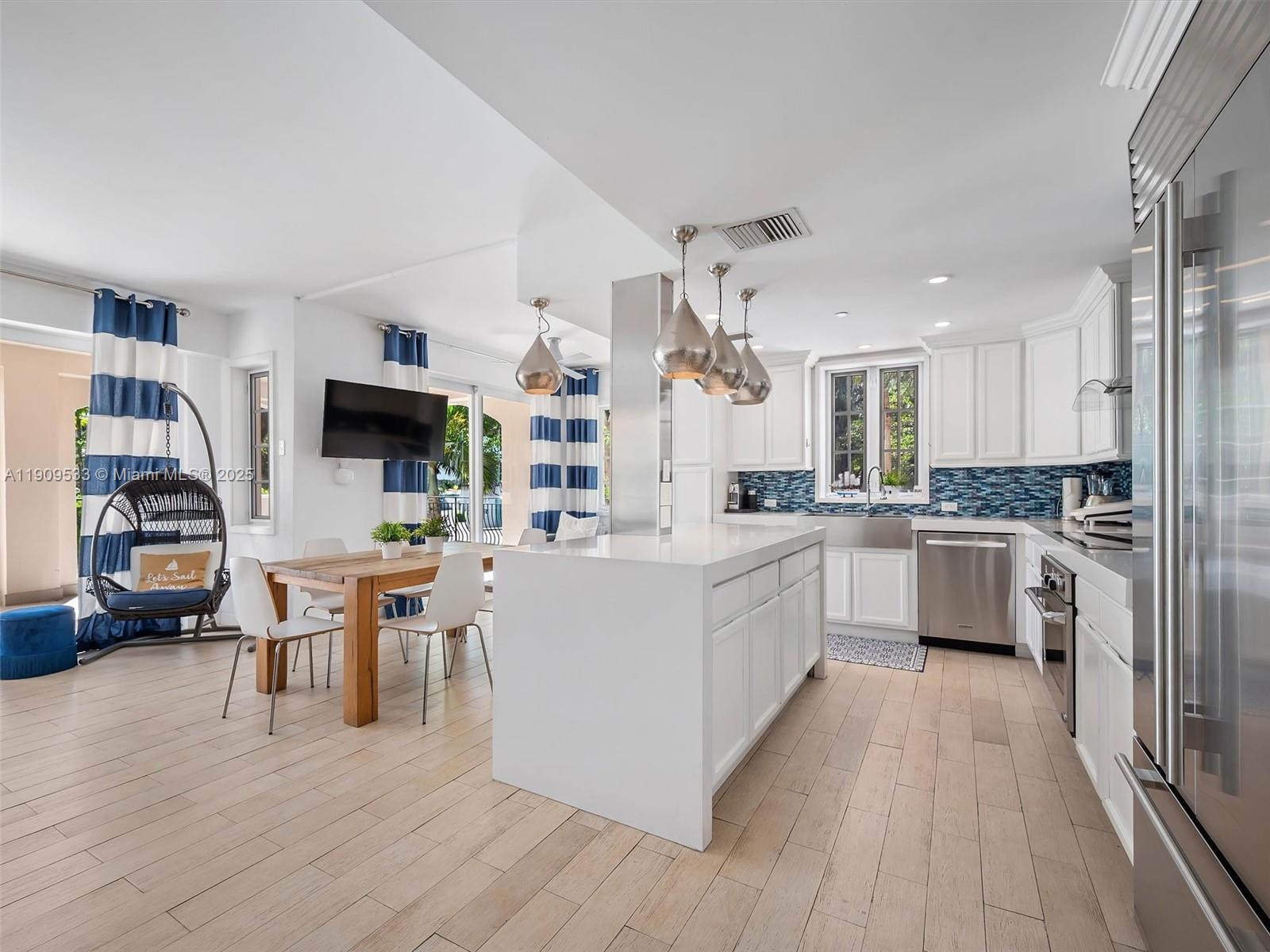 19116 Fisher Island Dr #19116, Miami Beach FL 33109