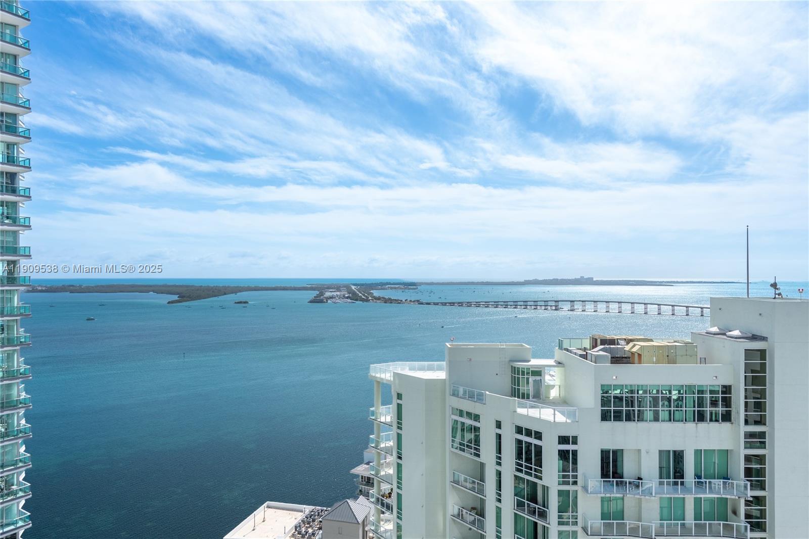 1300 Brickell Bay Dr #3203, Miami FL 33131
