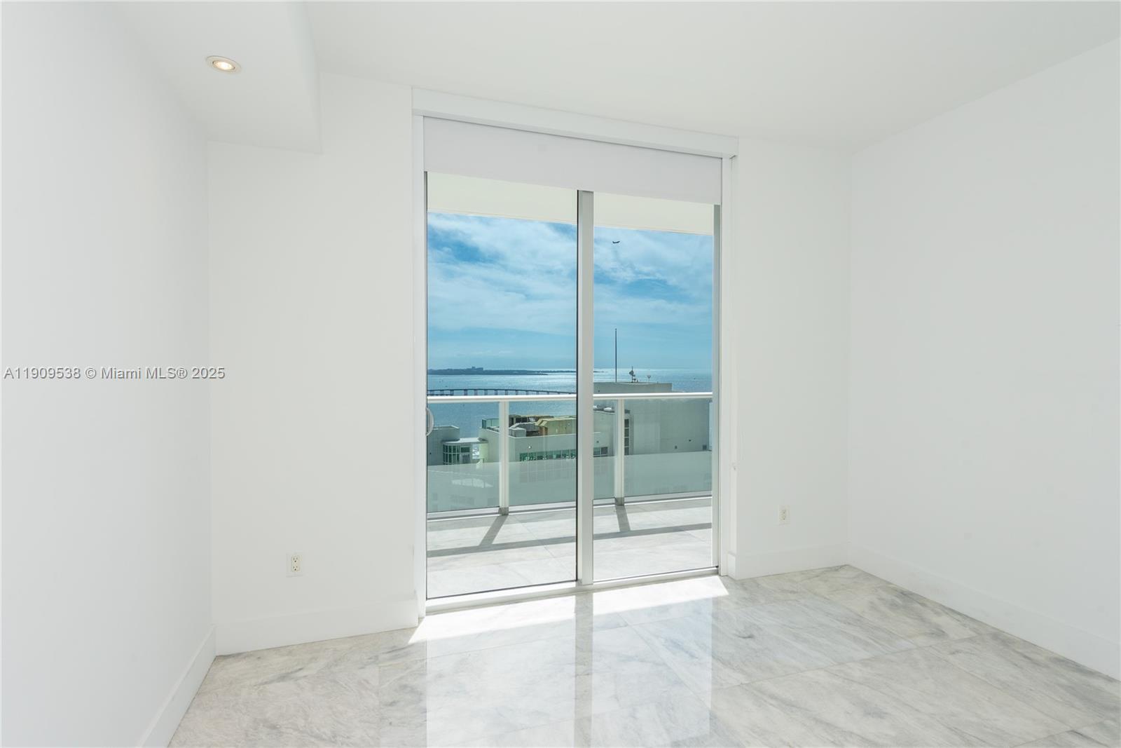 1300 Brickell Bay Dr #3203, Miami FL 33131