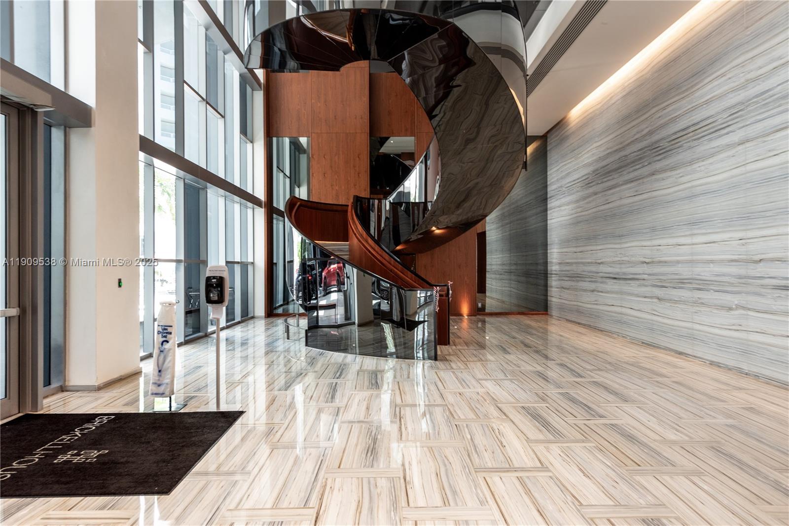 1300 Brickell Bay Dr #3203, Miami FL 33131
