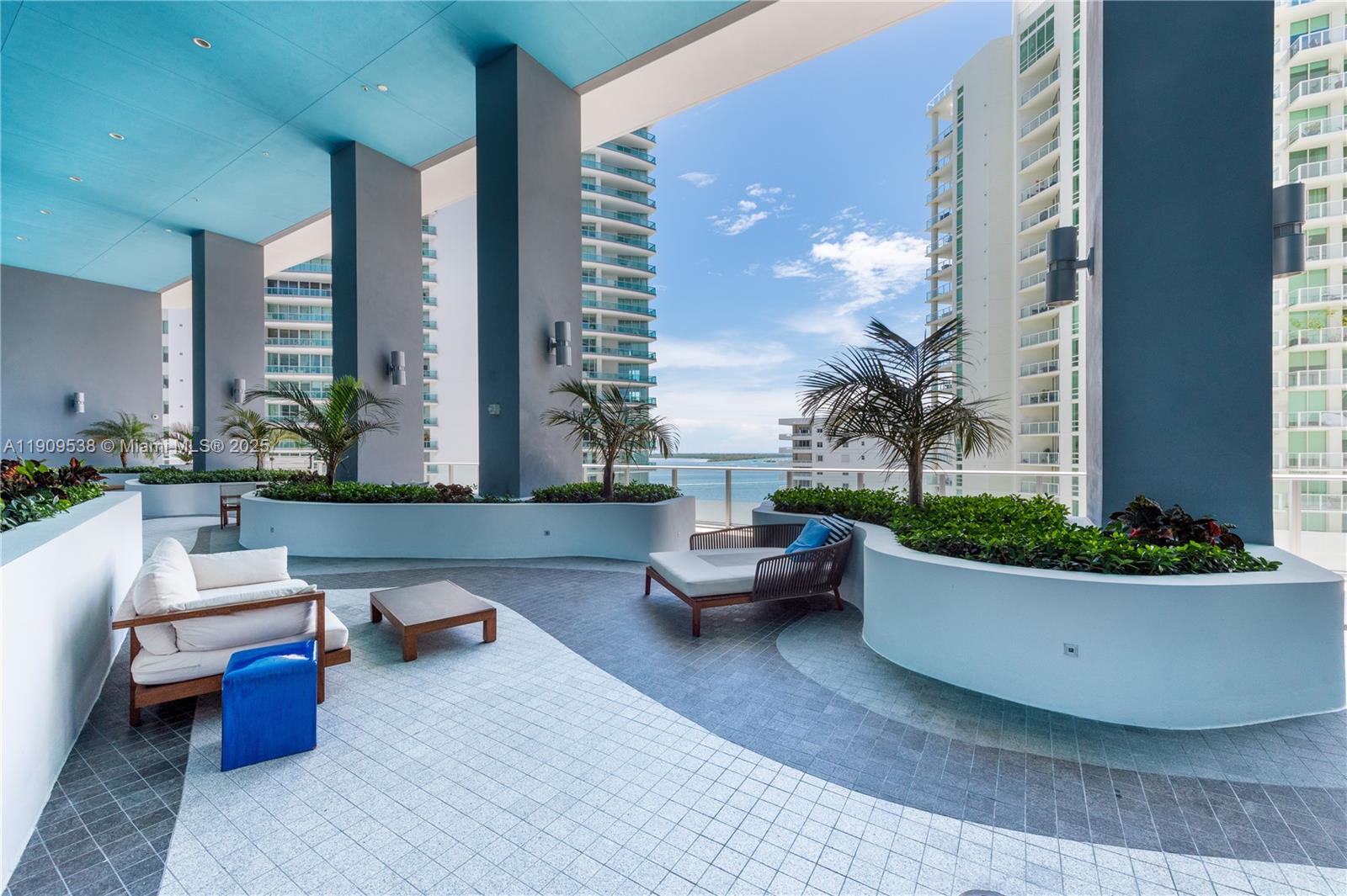 1300 Brickell Bay Dr #3203, Miami FL 33131