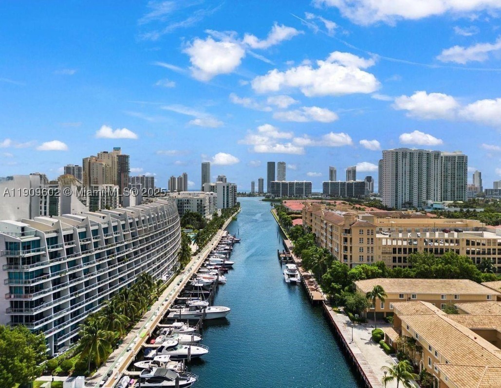 2950 NE 188th St #501, Aventura FL 33180