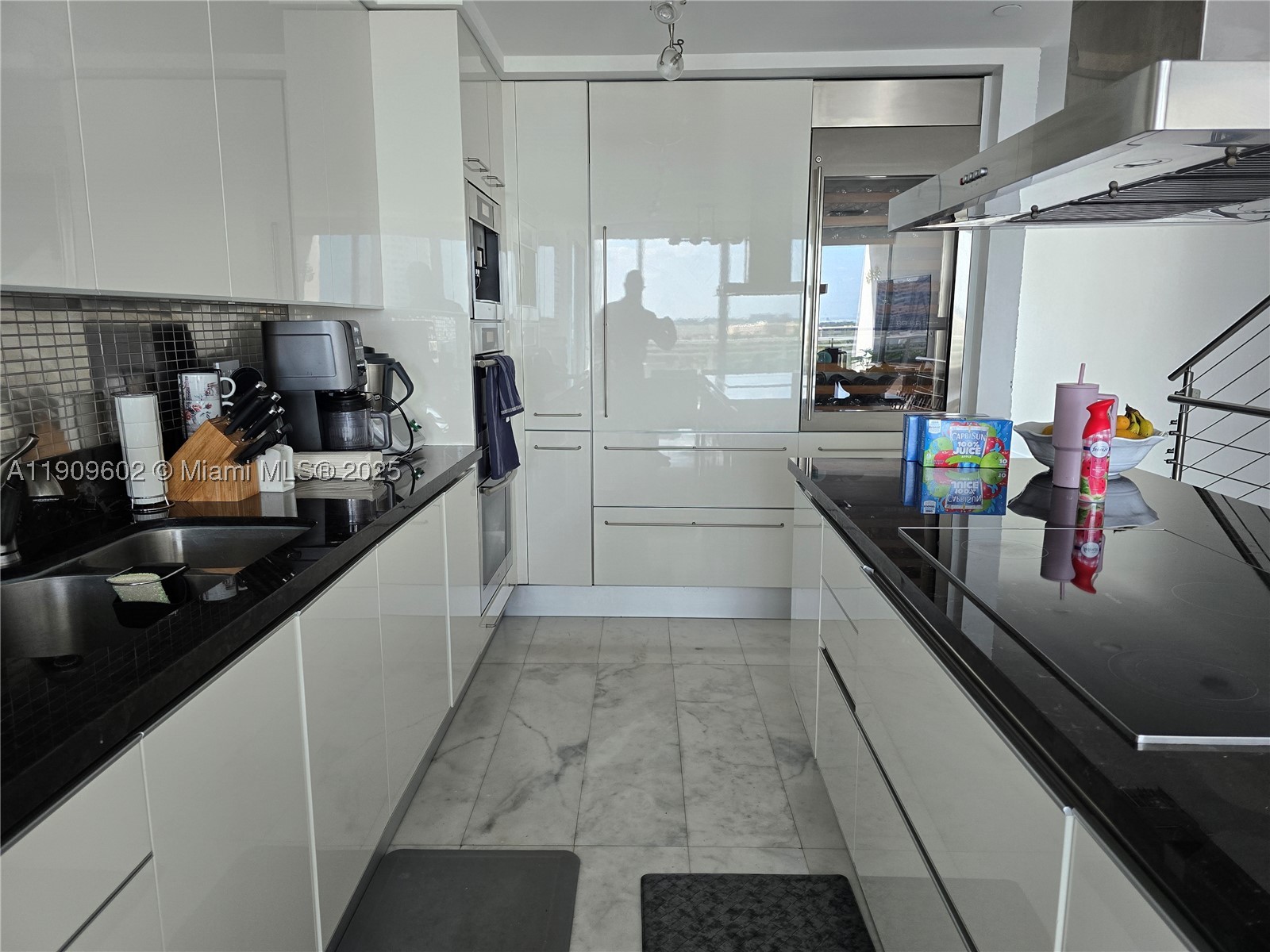 2950 NE 188th St #501, Aventura FL 33180