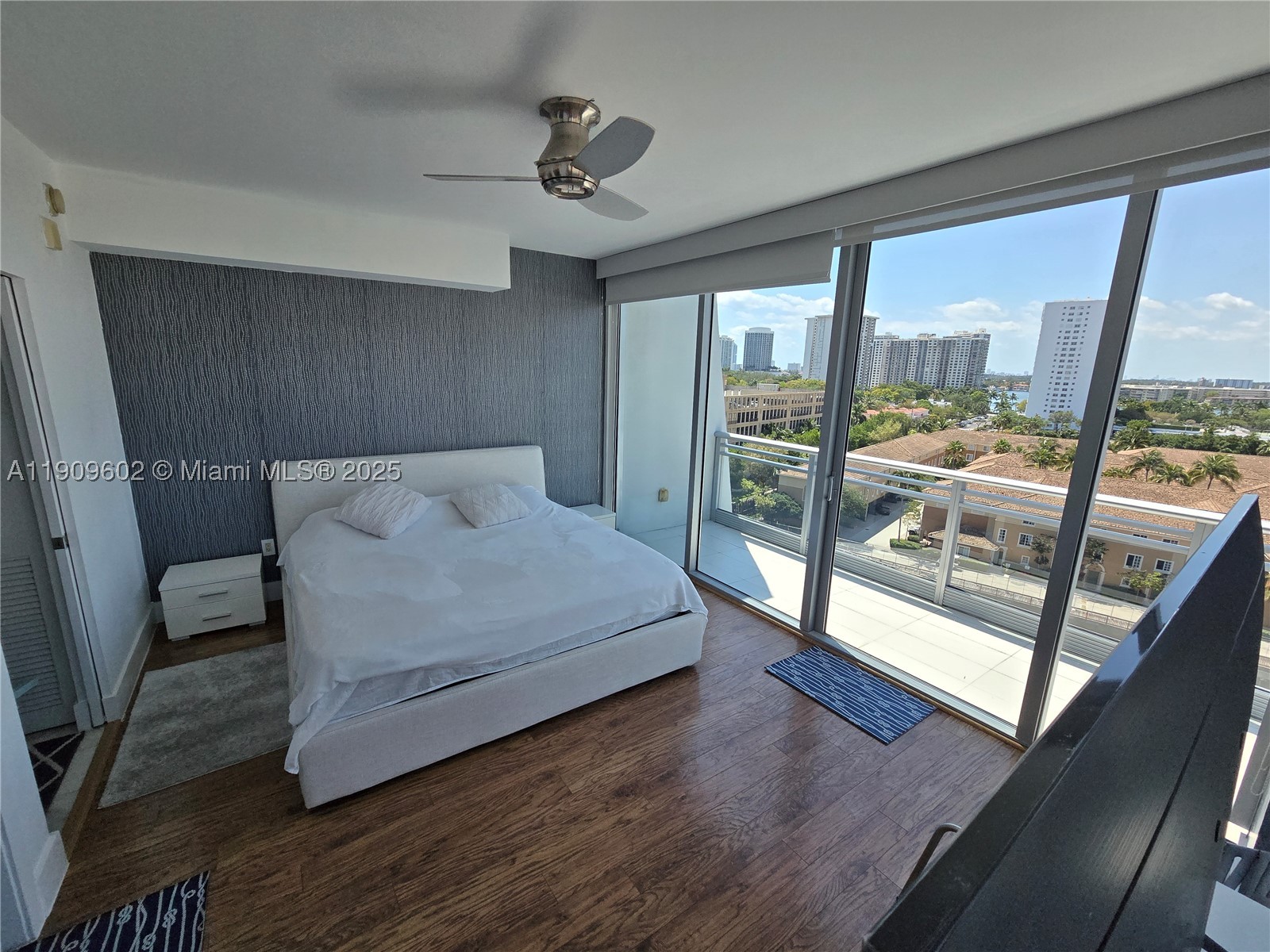 2950 NE 188th St #501, Aventura FL 33180
