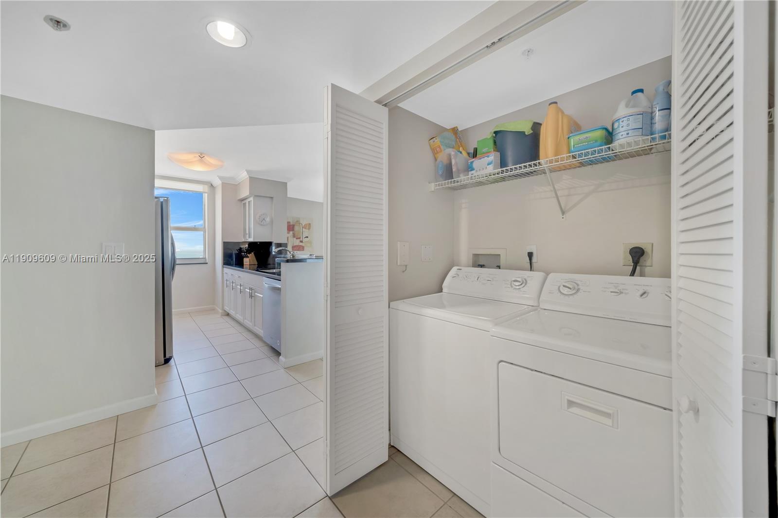90 Alton Rd #2201, Miami Beach FL 33139