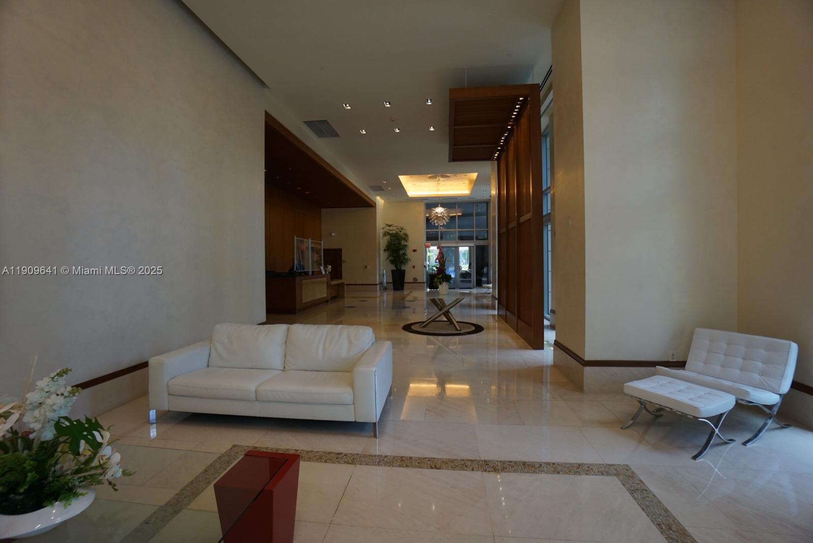1060 Brickell Ave #1411, Miami FL 33131