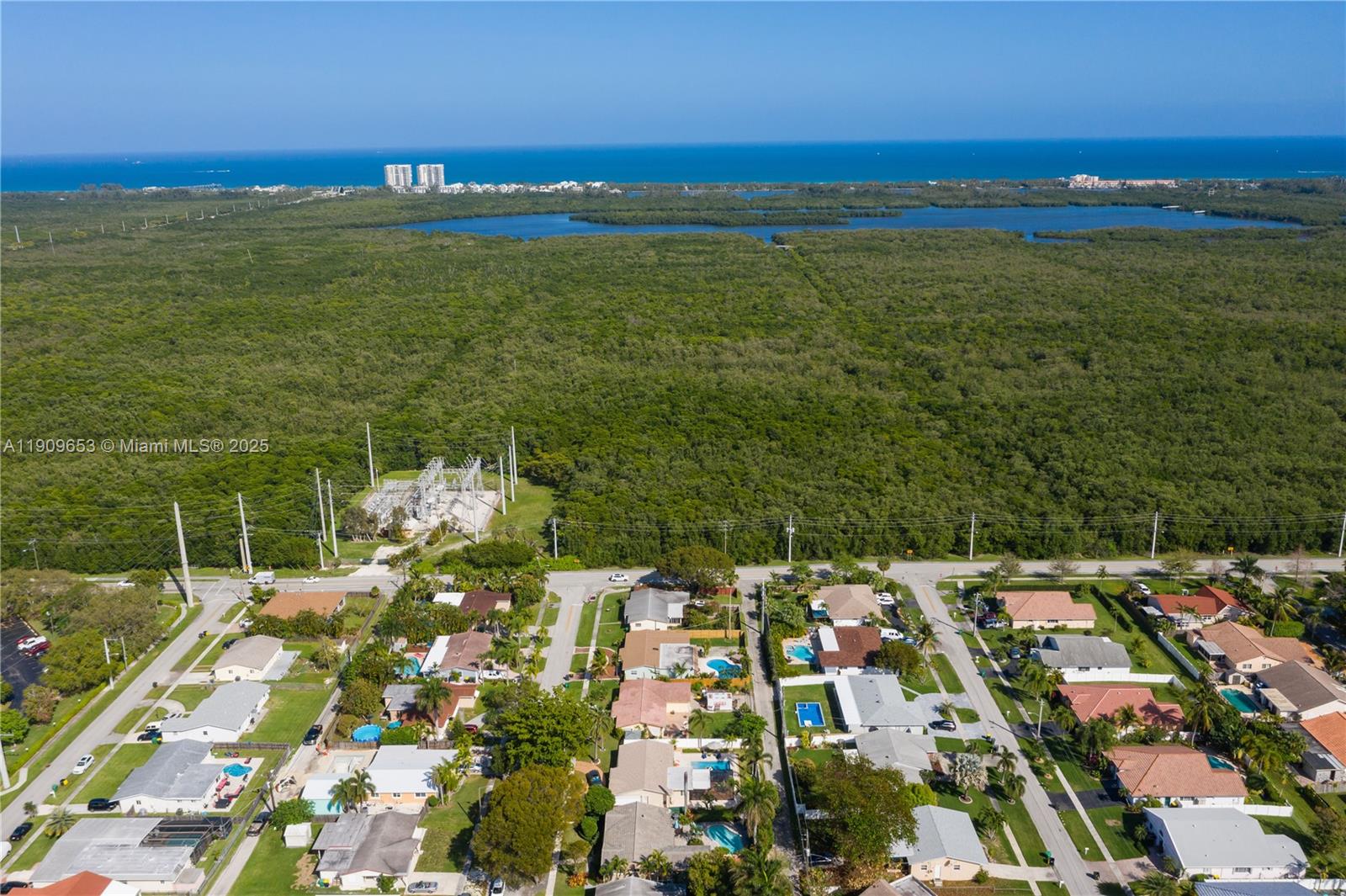 418 SE 3rd Ter #0, Dania Beach FL 33004