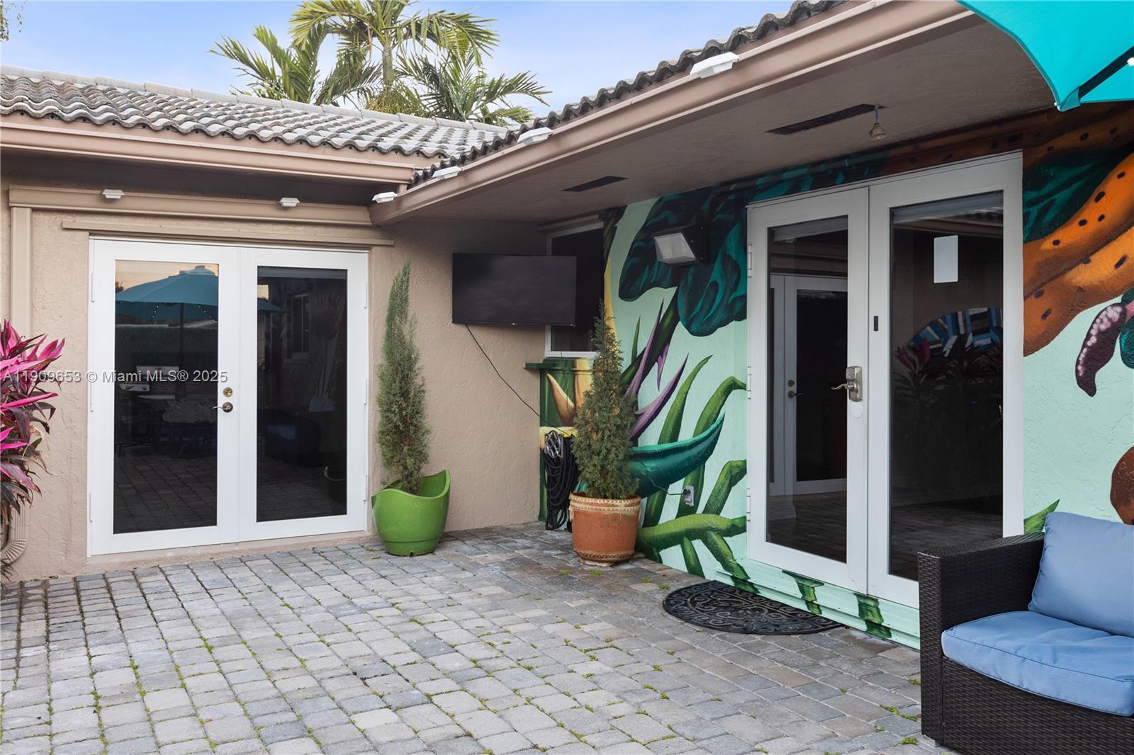 418 SE 3rd Ter #0, Dania Beach FL 33004