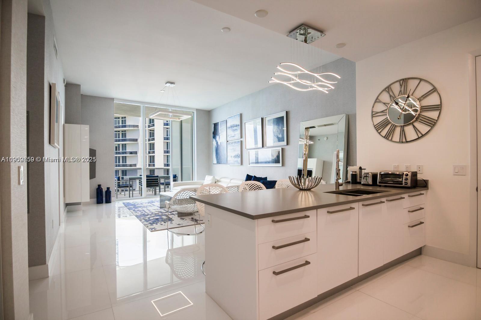 15901 Collins Ave #4002, Sunny Isles Beach FL 33160